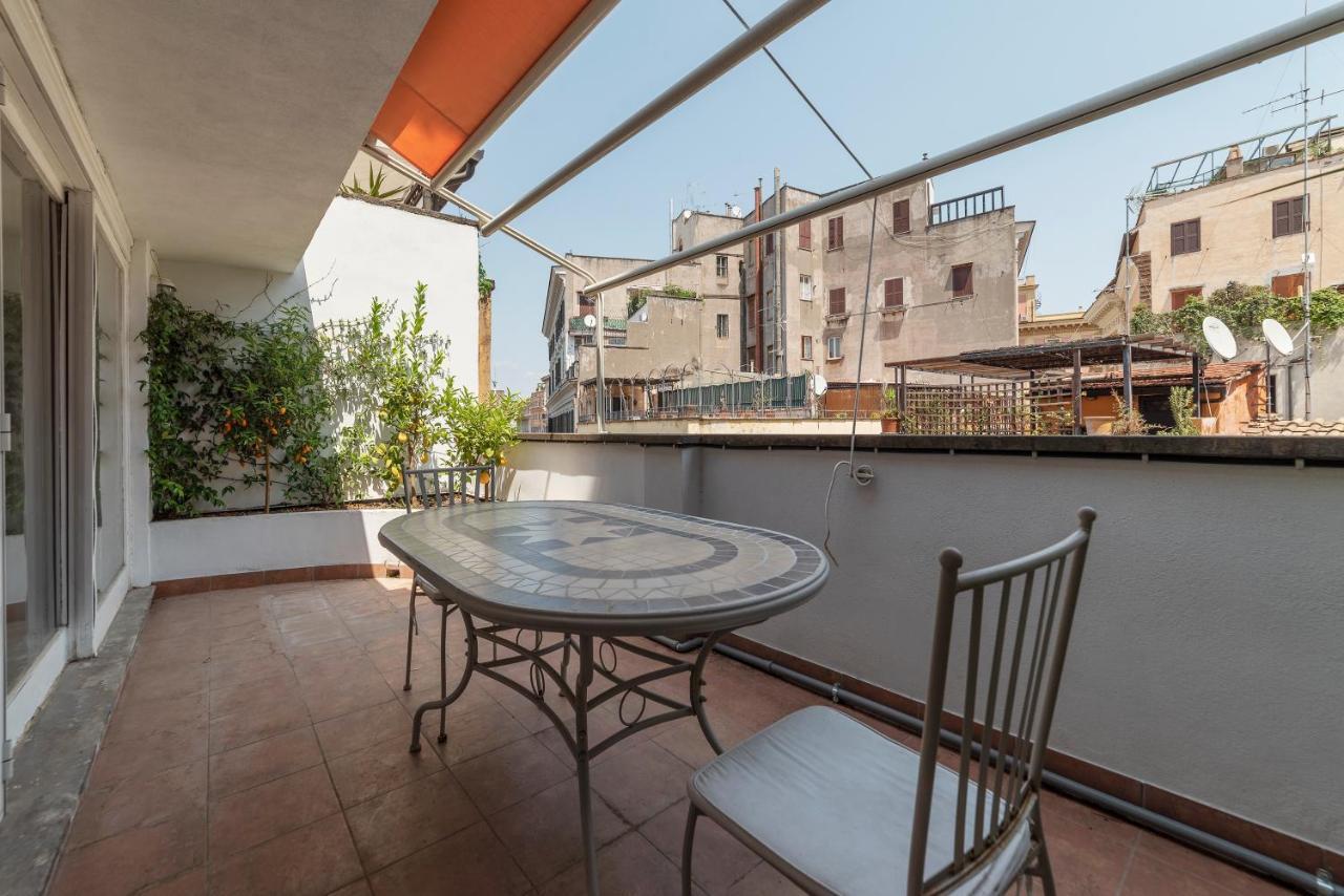 Banchi Vecchi Apartment With Terrace Rom Exteriör bild