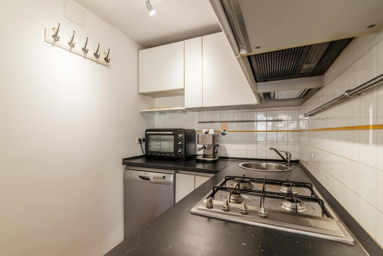 Banchi Vecchi Apartment With Terrace Rom Exteriör bild